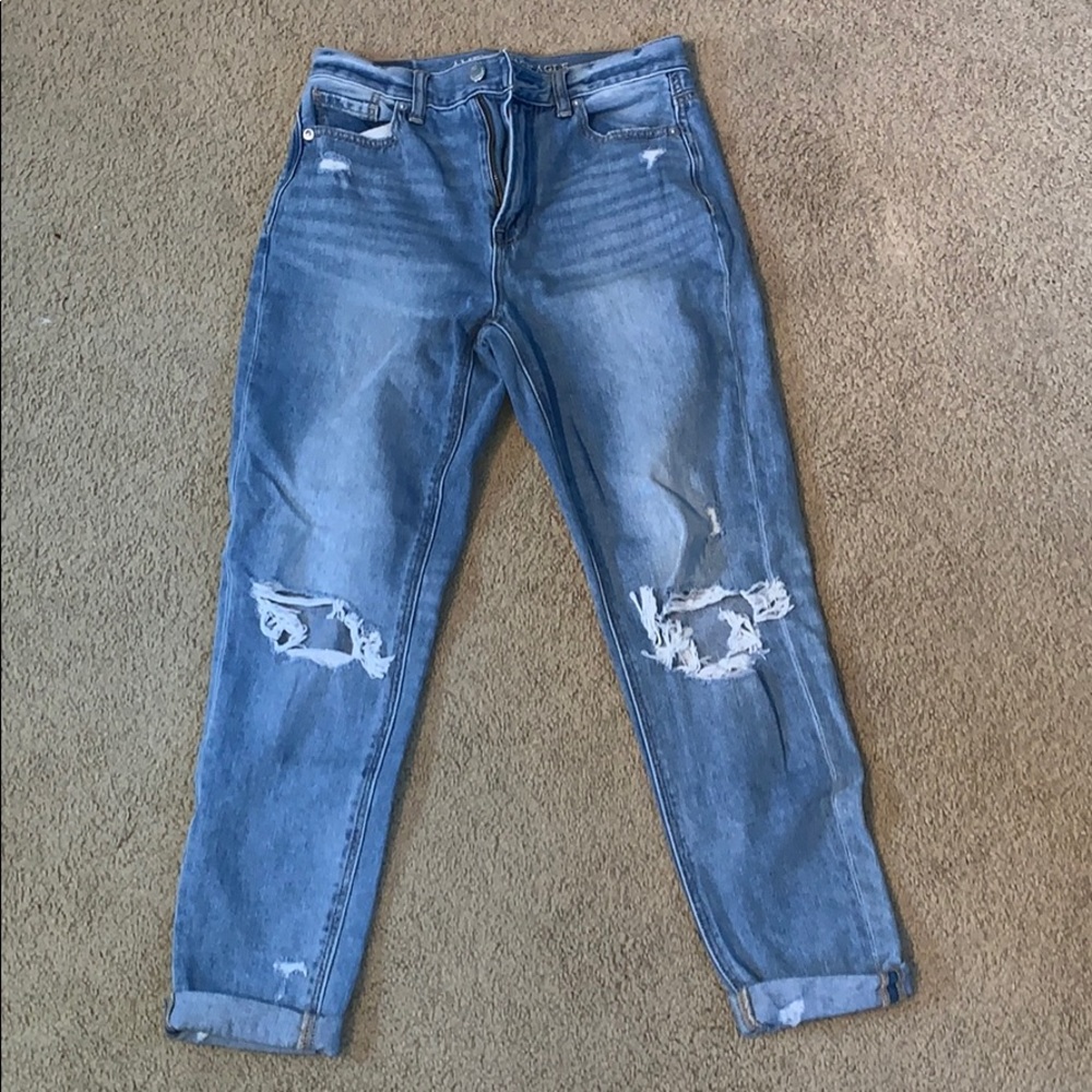 american eagle mom jeans
